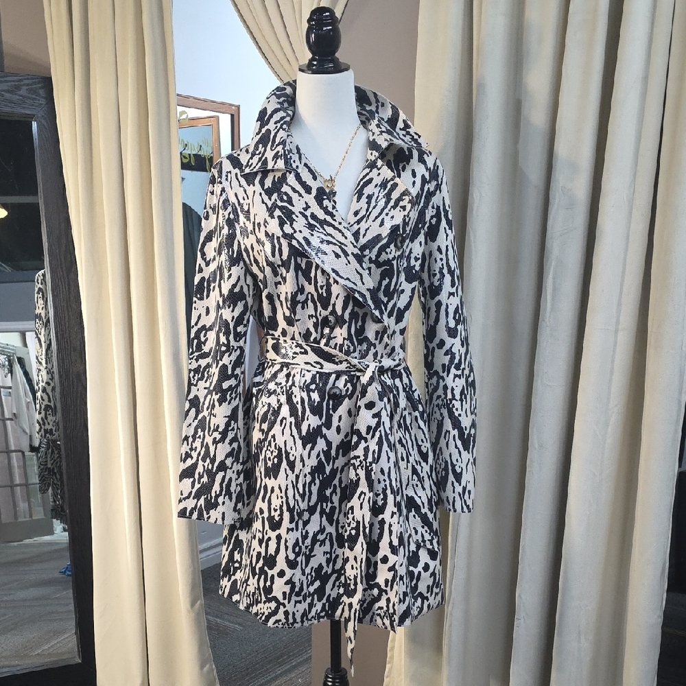 Elegant Black and White Women's Trench Coat